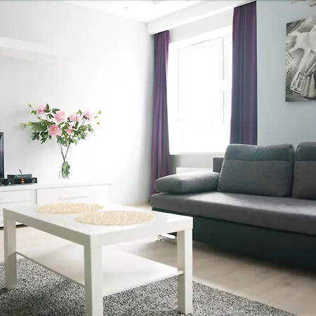 Aparthotel Platinum Towers Country 2 Country Warsaw