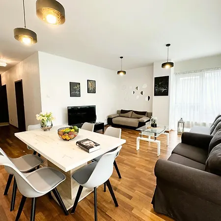 Platinum Towers Country 2 Country Warszawa