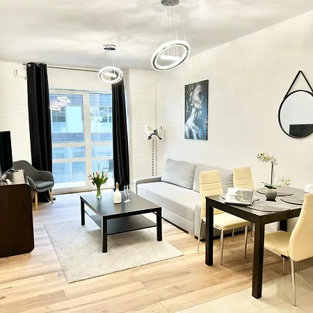 Platinum Towers Country 2 Country Hotel apartamentowy 4*