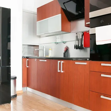 Platinum Towers Country 2 Country Апарт-отель Варшава