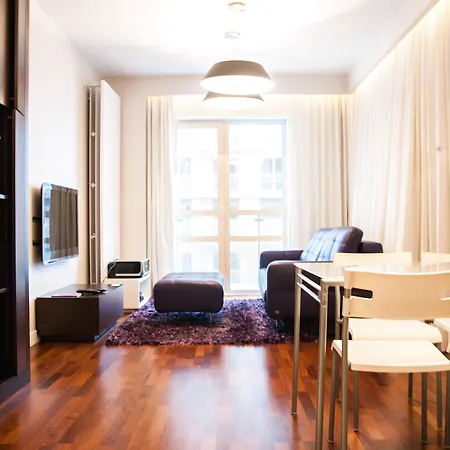 Apartmanhotel Platinum Towers Country 2 Country 4*
