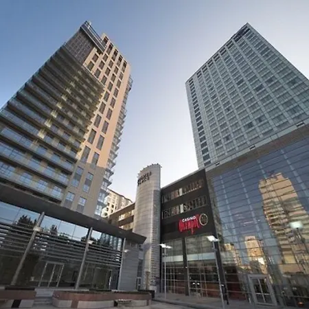 Platinum Towers Country 2 Country