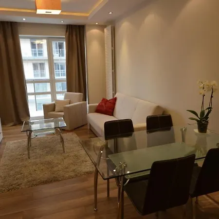 Platinum Towers Country 2 Country Апарт-отель