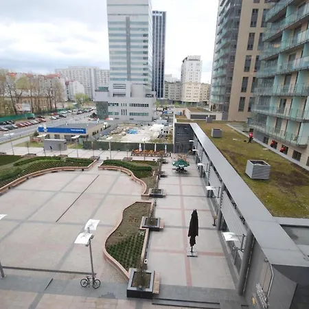 Platinum Towers Country 2 Country Apartmanhotel