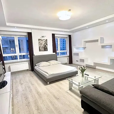 Aparthotel Platinum Towers Country 2 Country