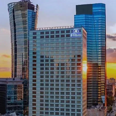 Aparthotel Platinum Towers Country 2 Country 4*