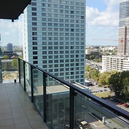 Hotel apartamentowy Platinum Towers Country 2 Country