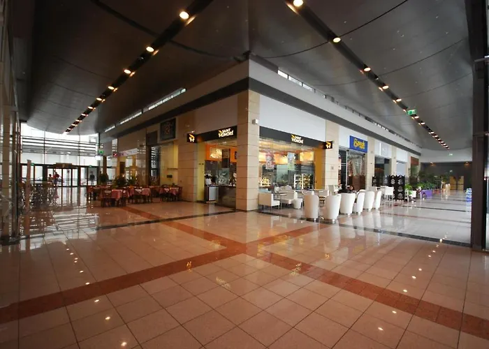 Platinum Towers Country 2 Country 4* Warsaw