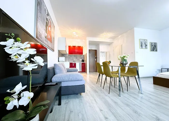 Platinum Towers Country 2 Country 4*