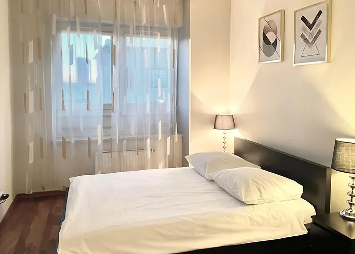 Platinum Towers Country 2 Country