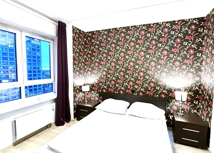 Platinum Towers Country 2 Country Aparthotel