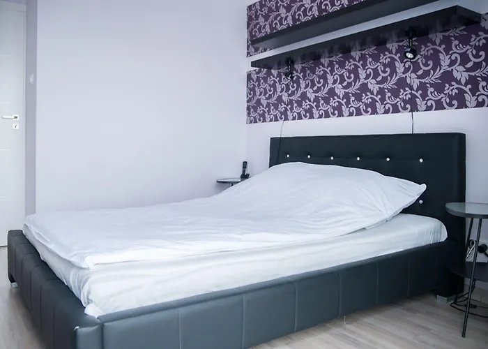 Platinum Towers Country 2 Country