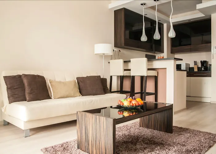 Platinum Towers Country 2 Country Aparthotel