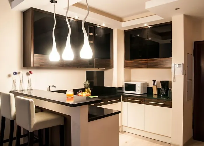 Platinum Towers Country 2 Country Aparthotel