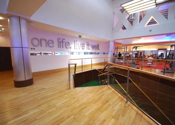 白金塔乡村至乡村酒店 4* 华沙