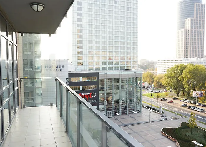 Aparthotel Platinum Towers Country 2 Country 4*