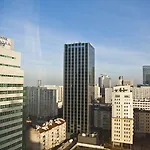Platinum Towers Country 2 Country Aparthotel