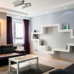 Platinum Towers Country 2 Country Aparthotel