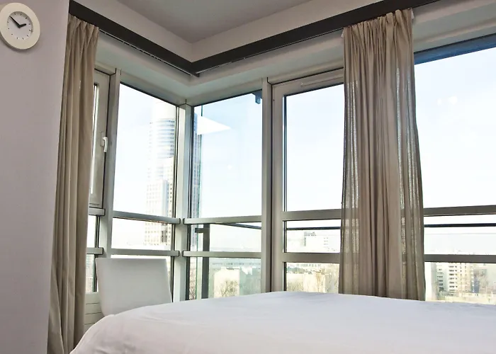 Platinum Towers Country 2 Country Warschau