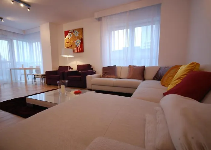 Platinum Towers Country 2 Country Warschau